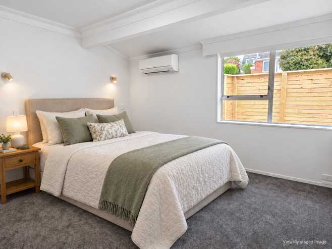 9/4 Woodside Avenue, Northcote