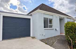 9/4 Woodside Avenue, Northcote