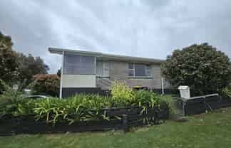 29 Hall Road, Matua