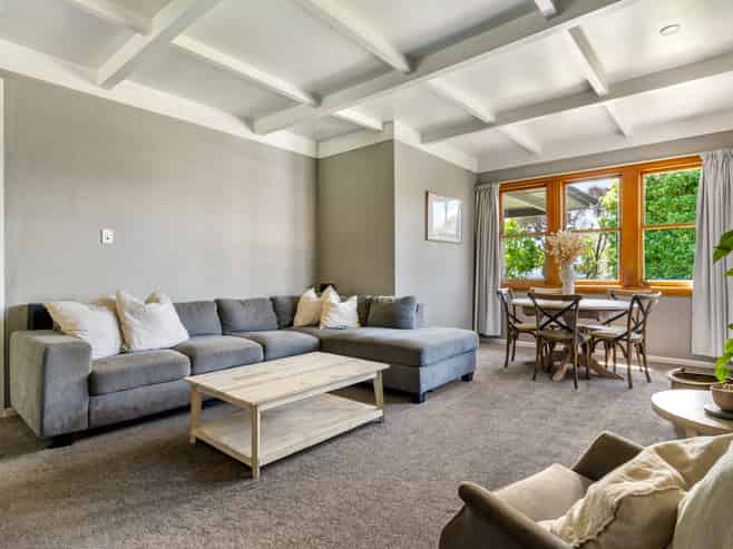 760 Childers Road, Elgin