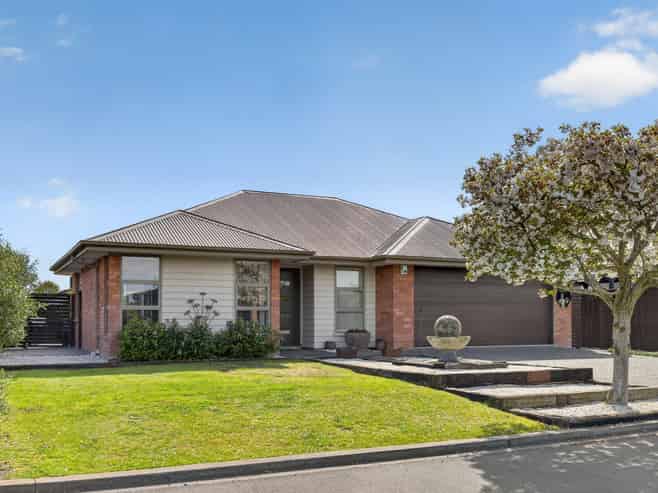3 Kahuraki Drive, Pegasus