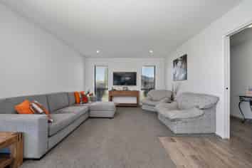 2 Marvell Lane, Rolleston