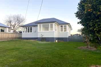 15 Freyberg Terrace, Waipukurau