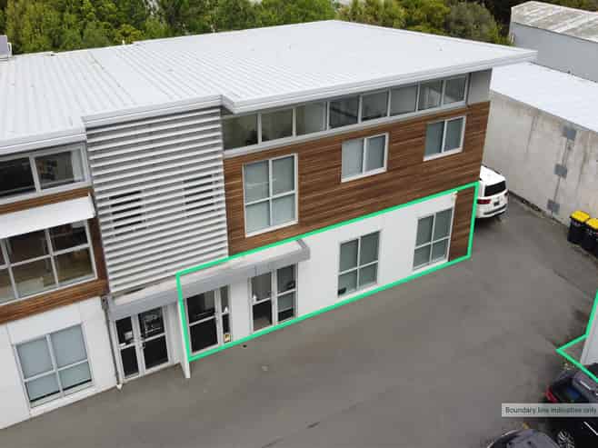Affordable Ferrymead Office with Onsite Parking