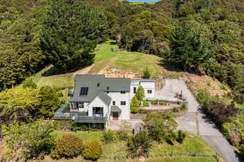 155A Katherine Mansfield Drive, Whitemans Valley