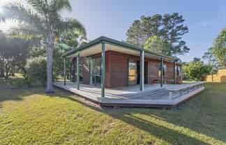 214 Matarangi Drive, Matarangi