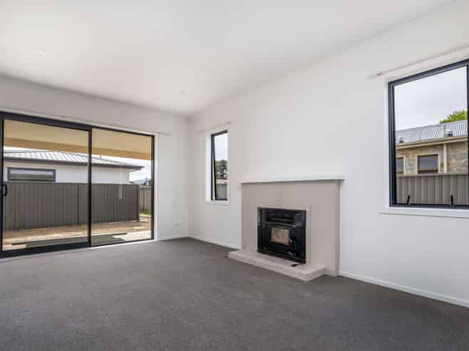 24 Dunorling Street, ALEXANDRA