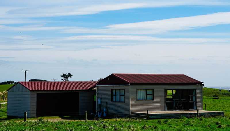 696 Jacks Hill Road, Waimahaka