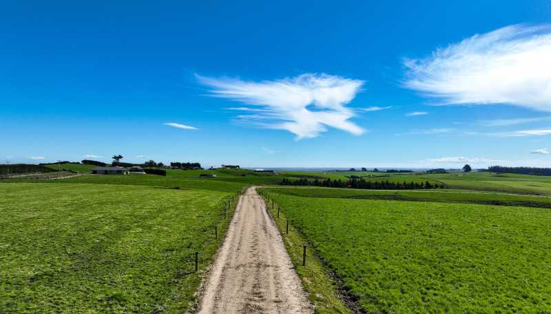 696 Jacks Hill Road, Waimahaka