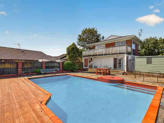 192 Sturges Road, HENDERSON
