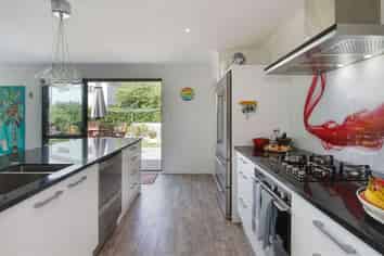 3 Seaway Road, Clarks Beach