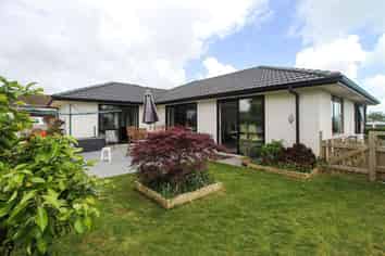 3 Seaway Road, Clarks Beach