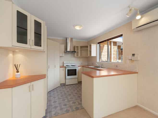 2/4 Normanby Street, Fitzroy
