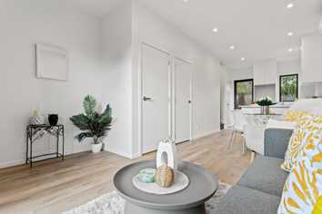 15 Meg Lane, Glen Eden