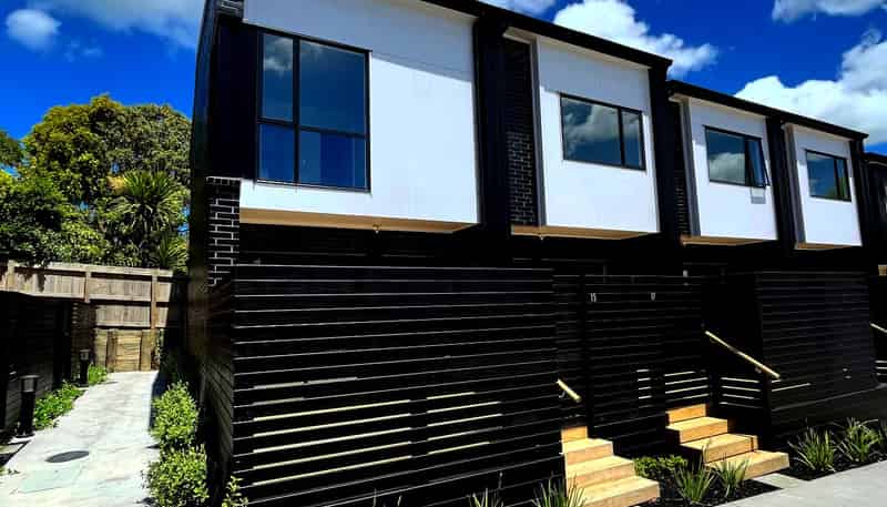 15 Meg Lane, Glen Eden