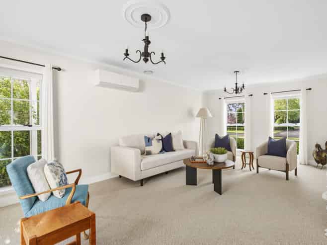 1 The Oaks Drive, Cambridge