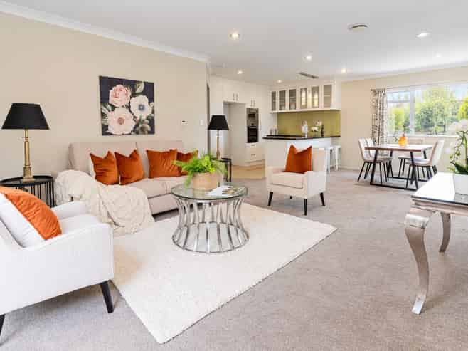 1722 Great North Road, Avondale