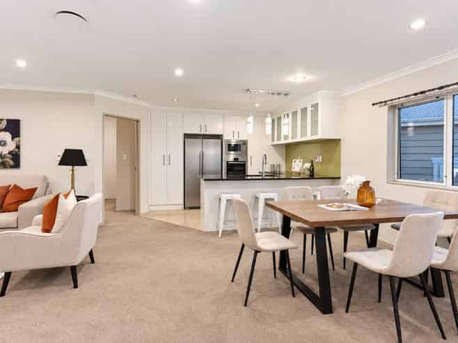 1722 Great North Road, Avondale