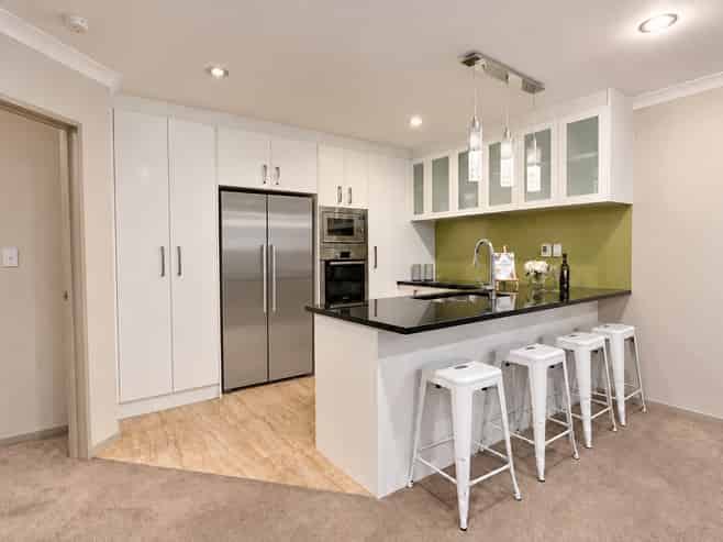 1722 Great North Road, Avondale