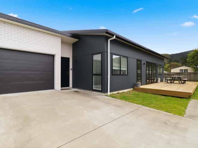 A/14 Wood Street, Wainuiomata