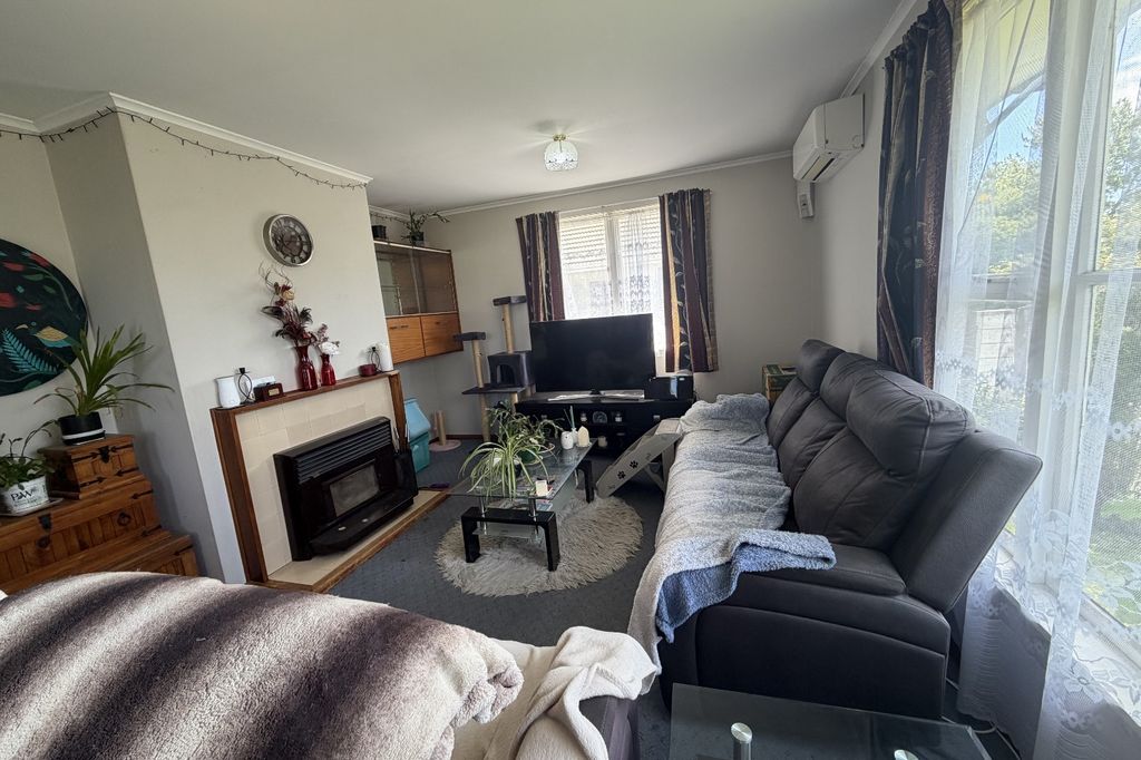 Homely on Huia 3