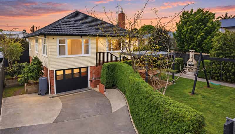 7 Stokes Avenue, Te Atatu Peninsula