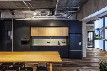 GROUND FLOOR OFFICE WITH STORAGE
