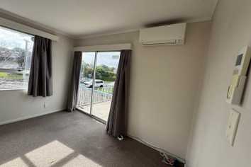 2 Riverview Road, Panmure