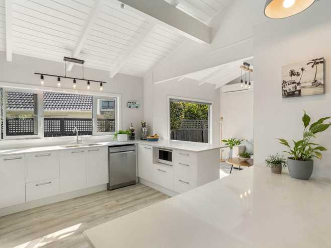 61A St Johns Road, Saint Johns