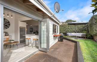 61A St Johns Road, Saint Johns