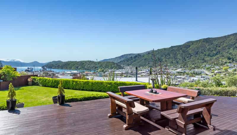 2 Harbour View Heights, Picton