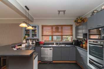 87 Domain Avenue, Kensington
