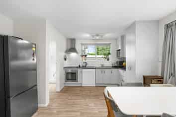 35B Northfield Road, Casebrook