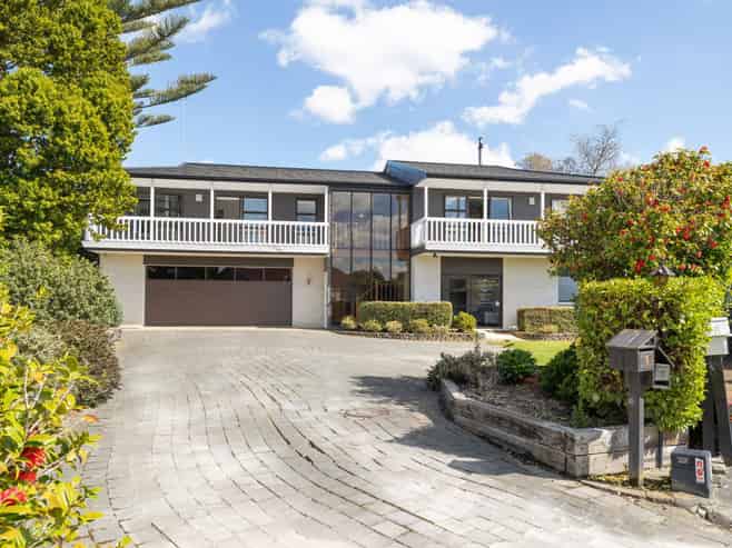 8 Huhana Court, HOKOWHITU