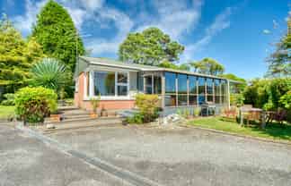 37 Main South Road, Karoro