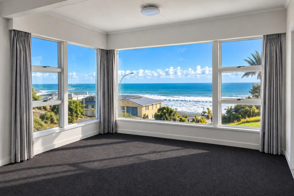 Coastal Living with Stunning Sea Views 3