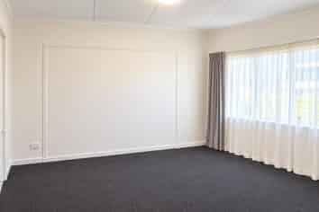 66 Messenger Terrace, Oakura