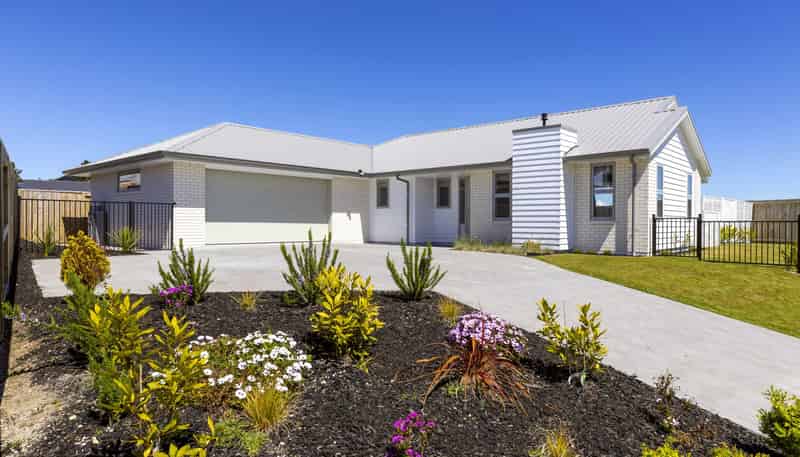 16 Makomako Crescent, Wharewaka