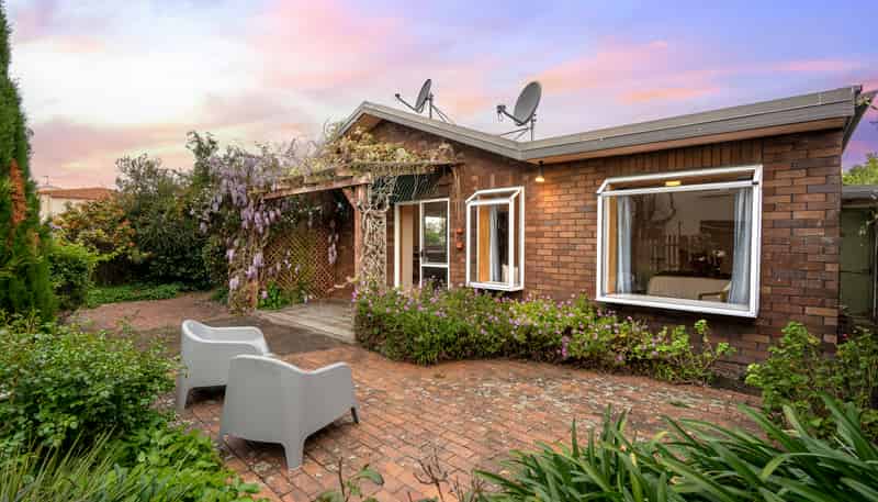 35a Main Road, Redcliffs