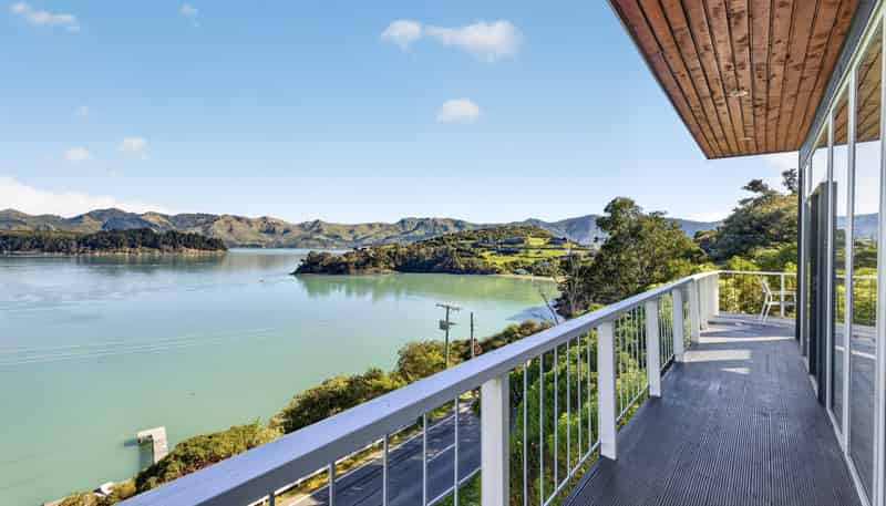 21 Bayview Road, Charteris Bay