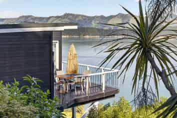 21 Bayview Road, Charteris Bay