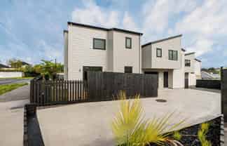 32 Tahapa Crescent, Meadowbank