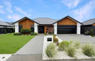 3 Flight Cl, Rolleston