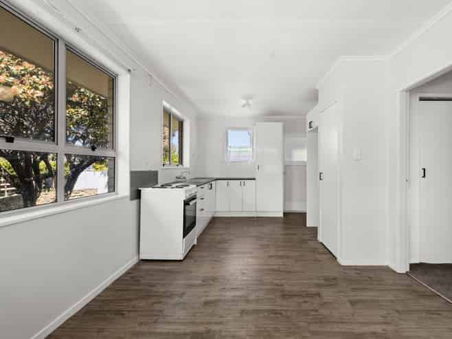 23 Liverpool Crescent, Flaxmere