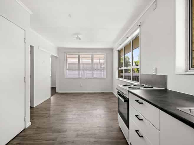 23 Liverpool Crescent, Flaxmere