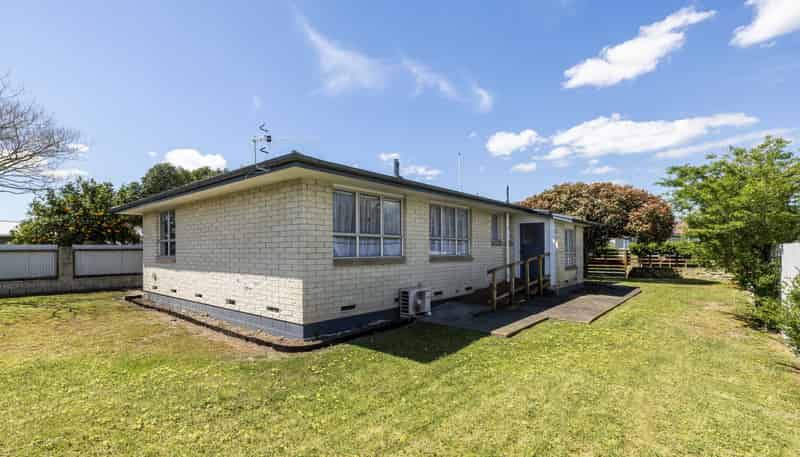 23 Liverpool Crescent, Flaxmere