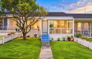 2/67A Roberton Road, Avondale
