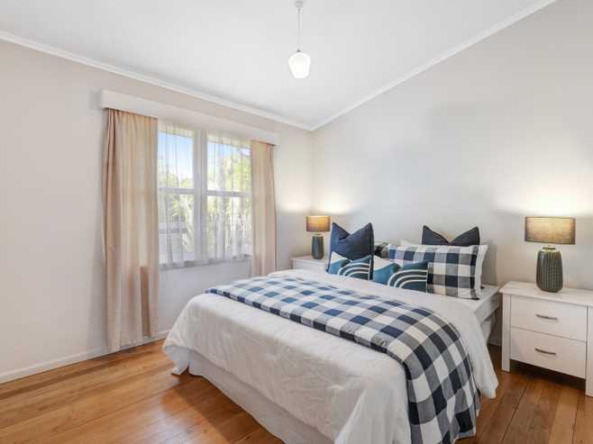 4/19 Montana Avenue, Murrays Bay