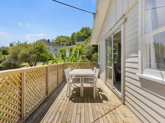 4 Webb Place, Forrest Hill