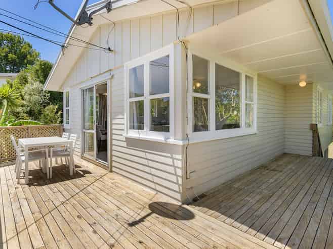 4 Webb Place, Forrest Hill